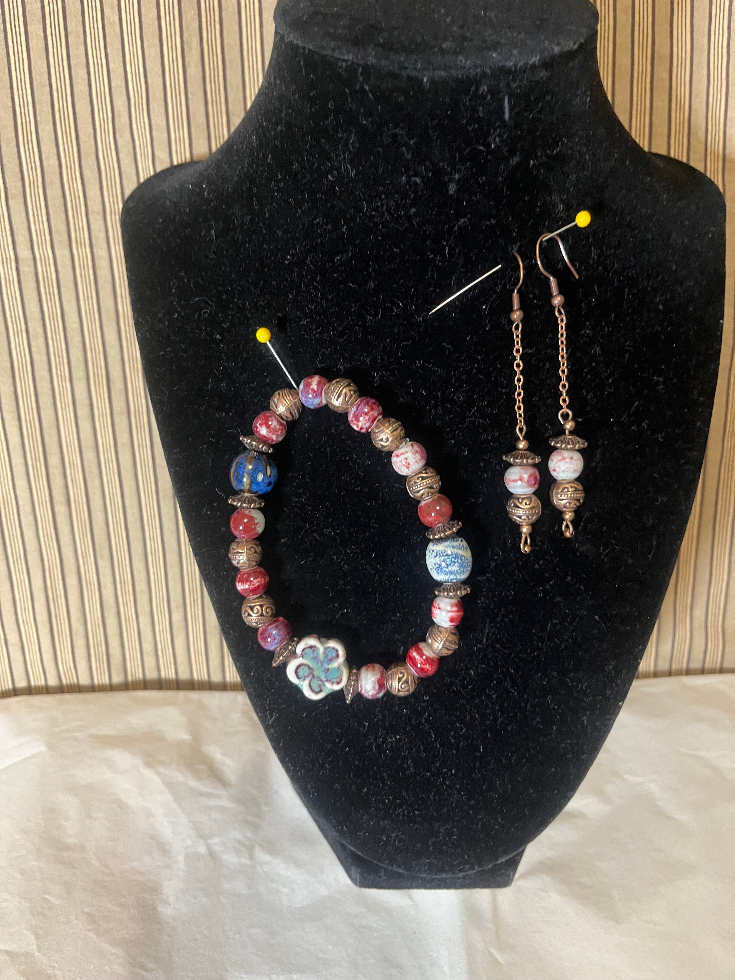 Bracelet Ceramic beads & Rose tone Metal beads & Earrings