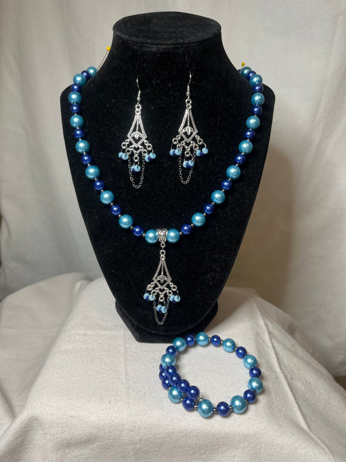 Blues & Nickel , Necklace, memory wire Bracelet, Earrings